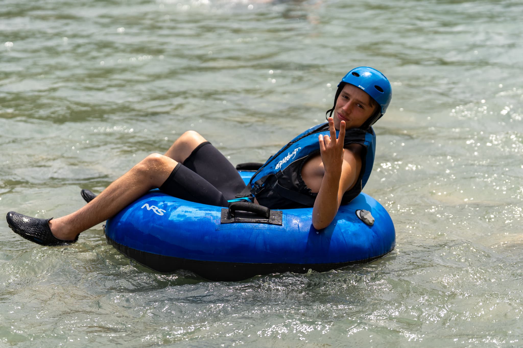 Osumi Canyon Adventure - Rafting & Tubing photo 3