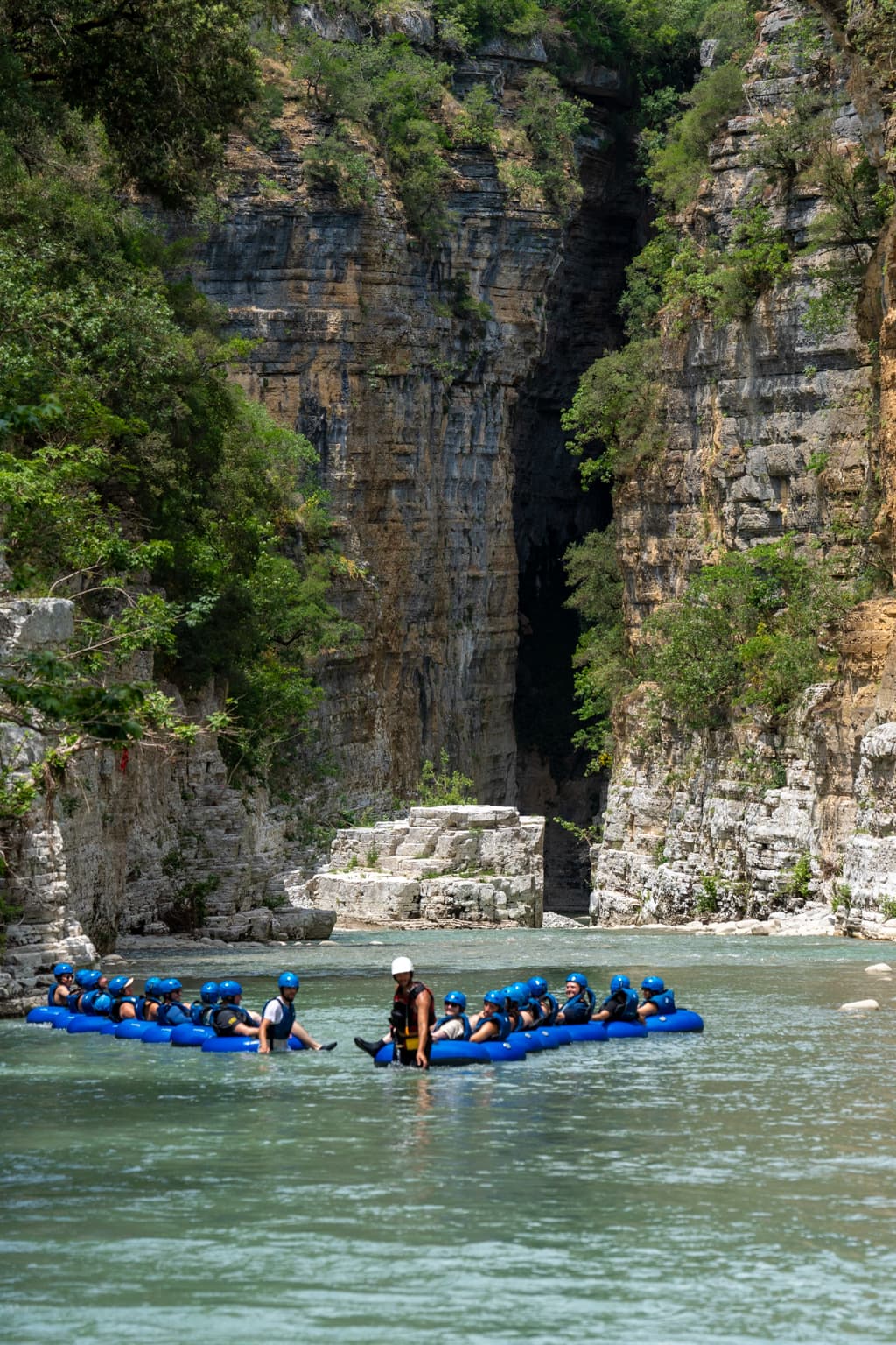 Osumi Canyon Adventure - Rafting & Tubing photo 5