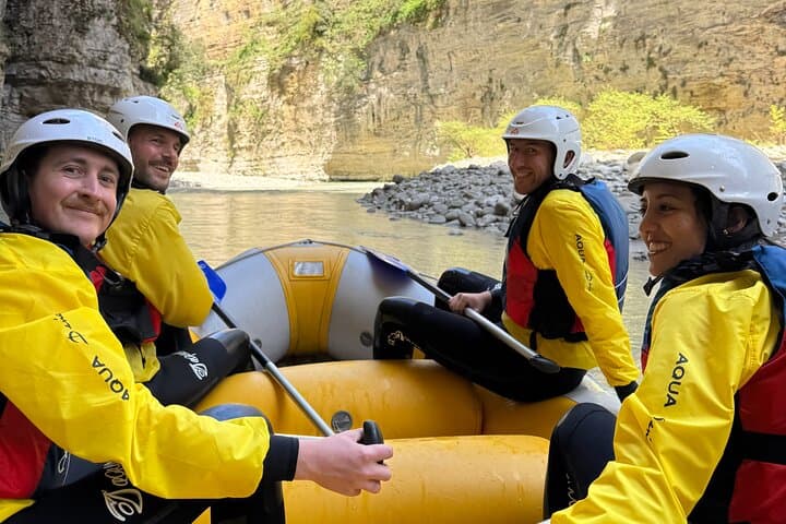 Osumi Canyon Adventure - Rafting & Tubing photo 32