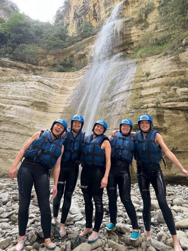 Osumi Canyon Adventure - Rafting & Tubing photo 9