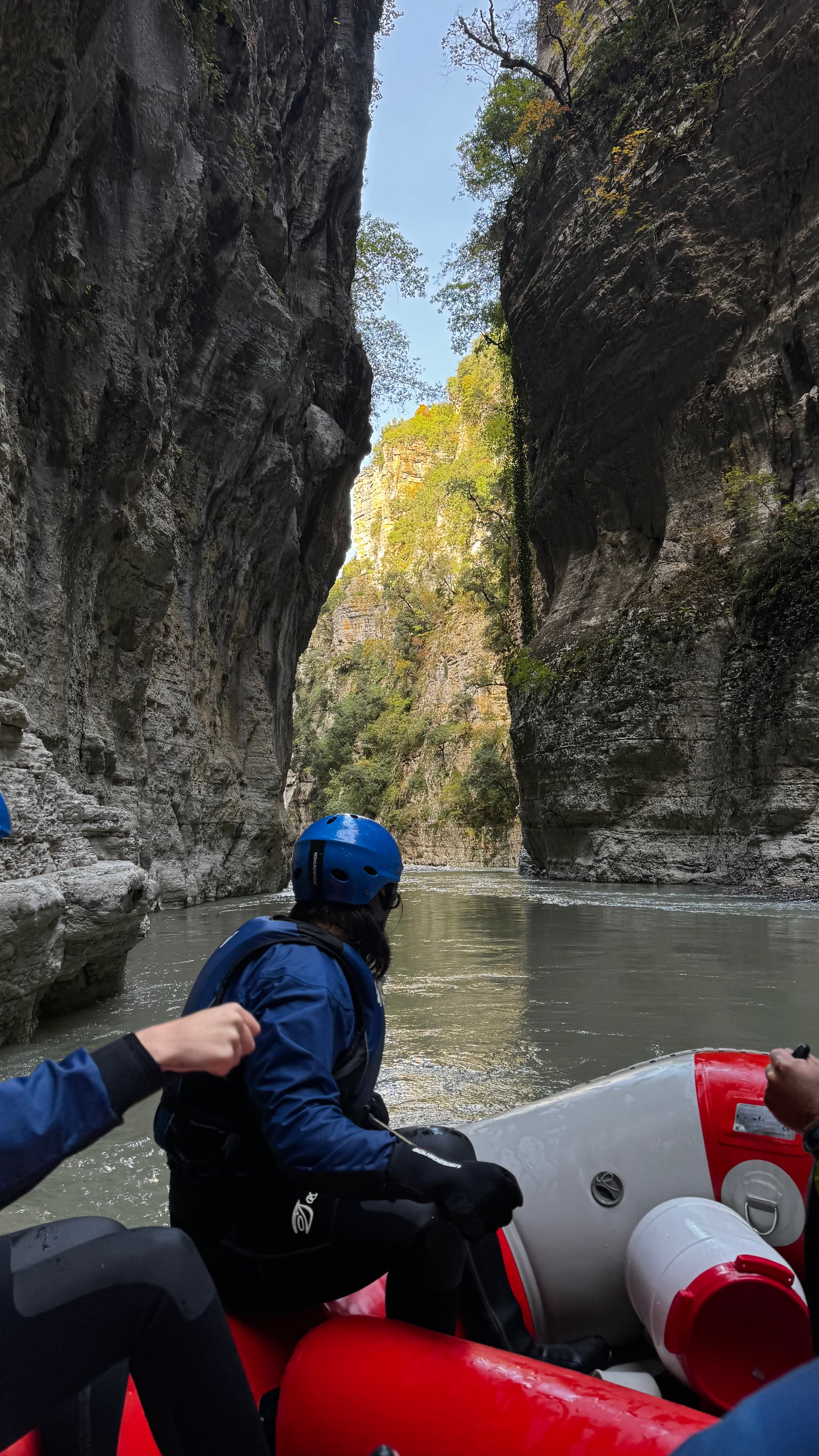 Osumi Canyon Adventure - Rafting & Tubing photo 39
