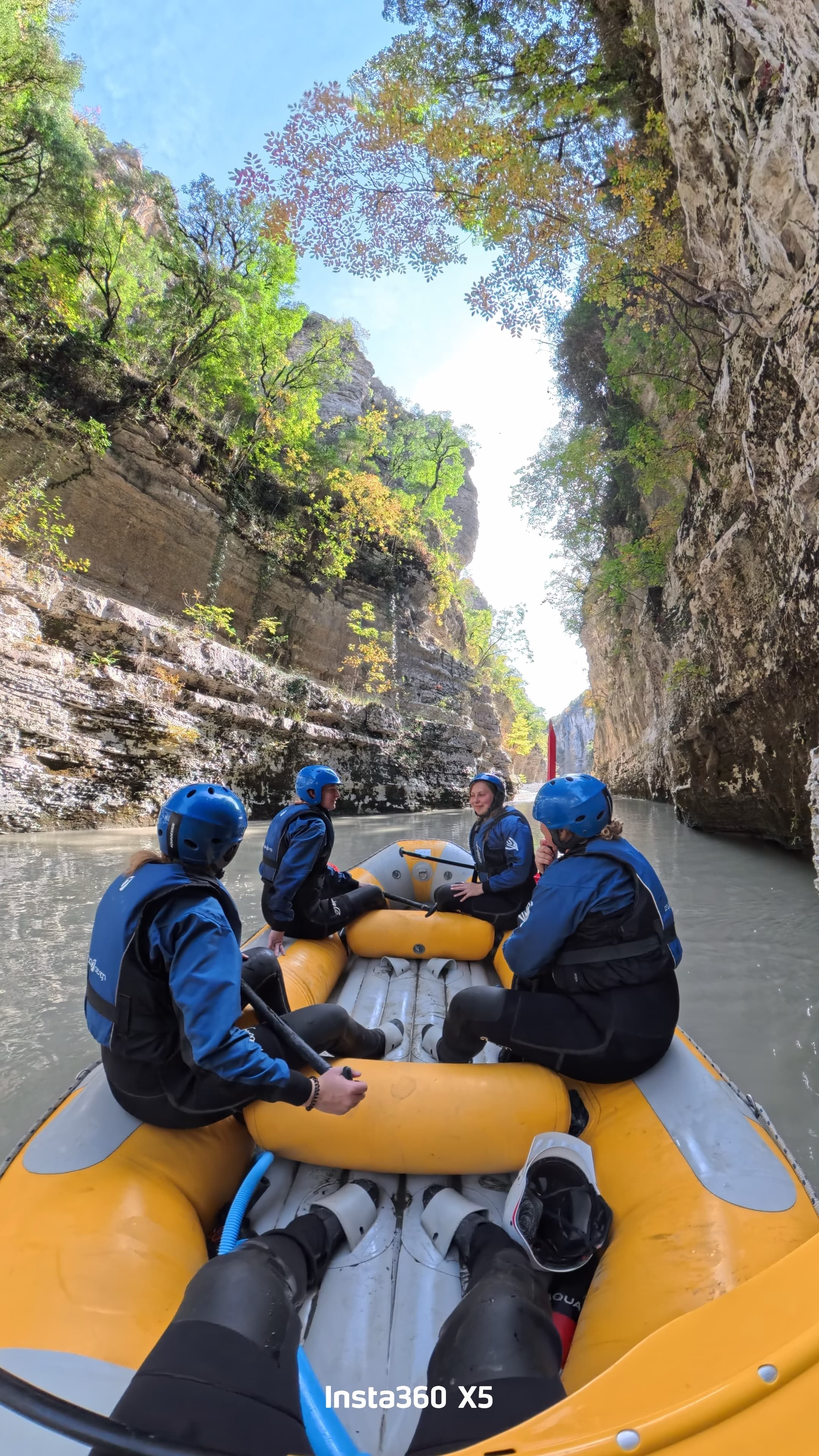 Osumi Canyon Adventure - Rafting & Tubing photo 30