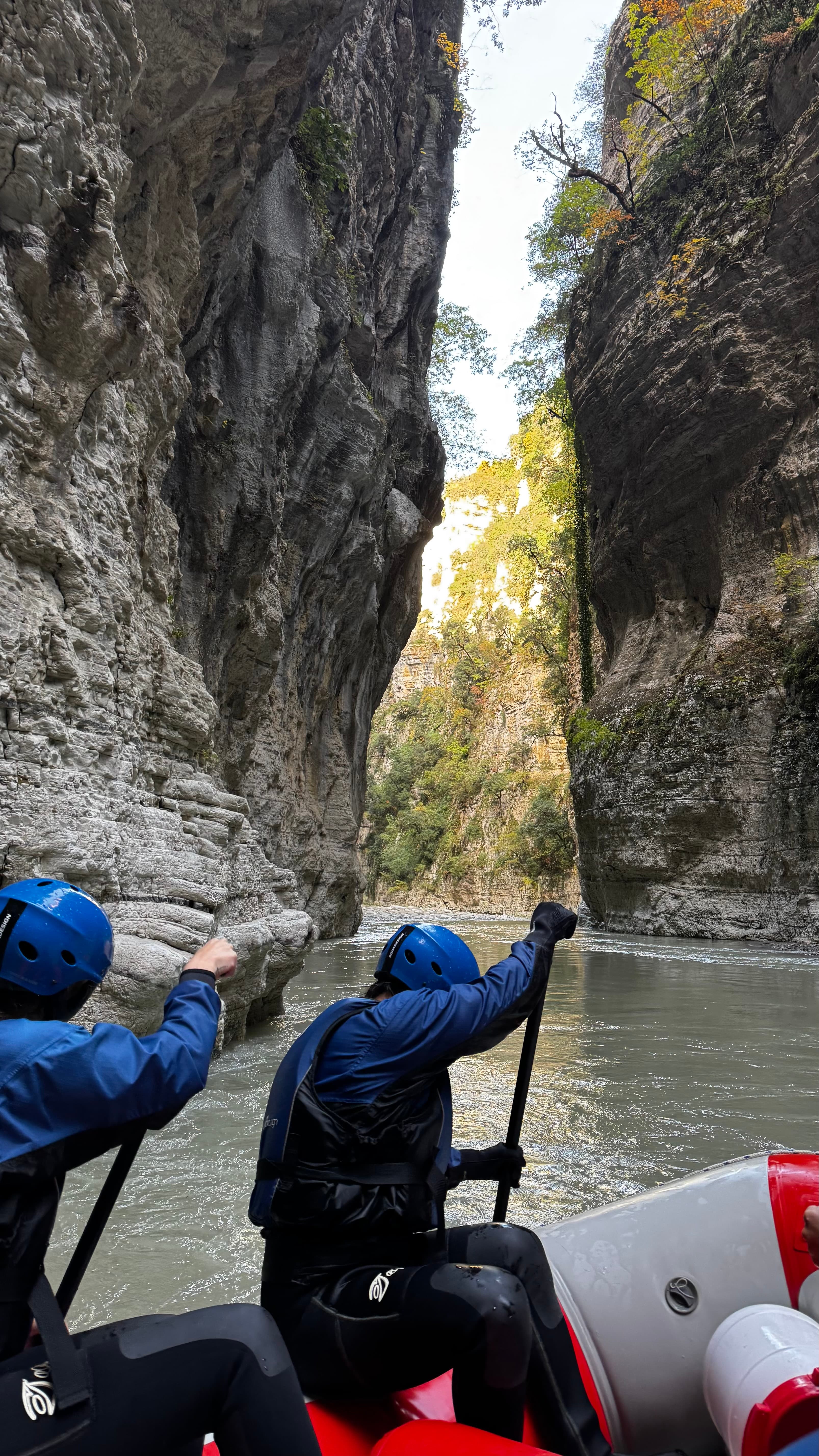 Osumi Canyon Adventure - Rafting & Tubing photo 38